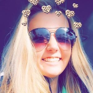 Meet your Posher, Casey